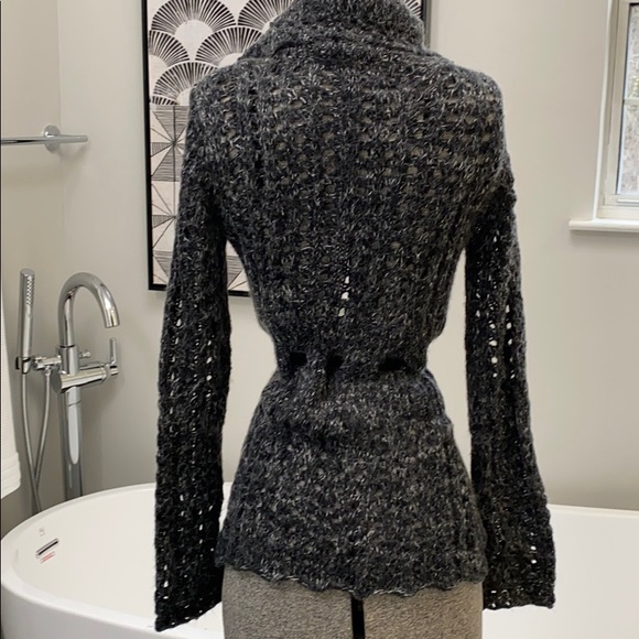 Chaudry KC size small sweater - Picture 2 of 5